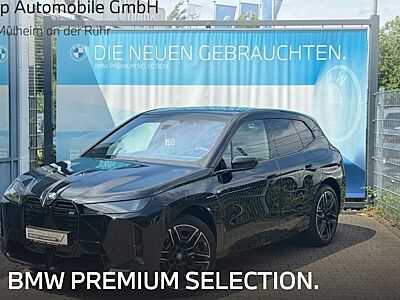 BMW iX M70 5 Türen