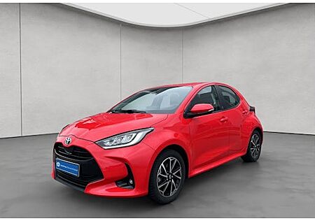 Toyota Yaris 1.5-l-VVT-i CVT Team Deutschland 5 Türen