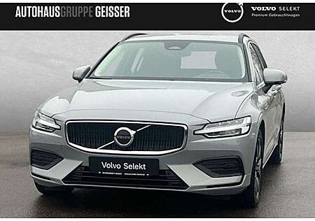 Volvo V60 B4 DCT Core 5 Türen