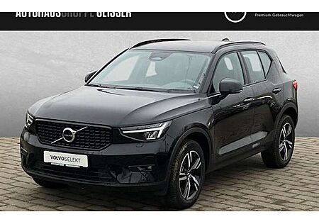 Volvo XC 40 B3 Plus Dark DCT 5 Türen