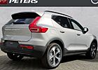 Volvo XC 40 B4 Plus Dark DCT 5 Türen