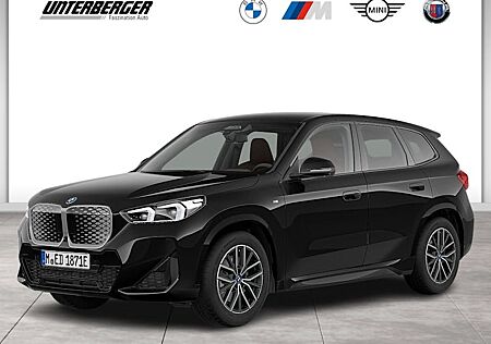 BMW iX1 xDrive30 5 Türen