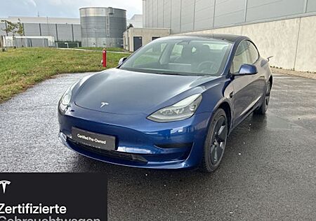 Tesla Model 3 Hinterradantrieb RWD 4 Türen