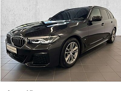 BMW 5er 520d xDrive Touring A 5 Türen