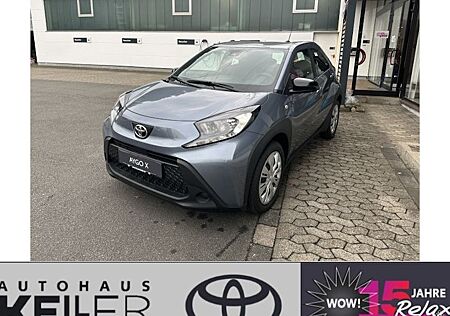 Toyota Aygo 1,0-l-VVT-i x-play 5 Türen