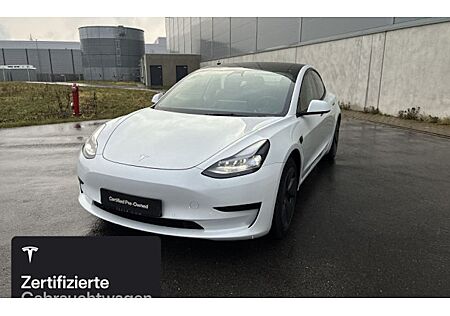 Tesla Model 3 Hinterradantrieb RWD 4 Türen