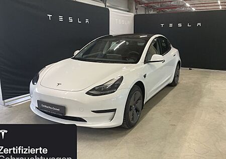 Tesla Model 3 Hinterradantrieb RWD 4 Türen