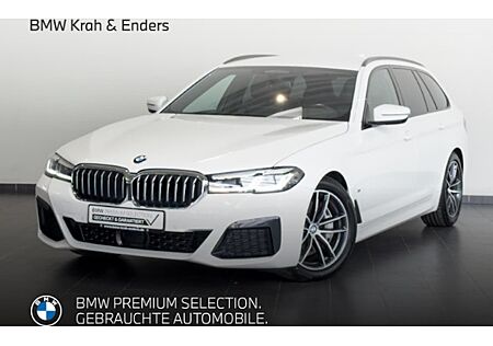 BMW 5er 530d xDrive Touring A 5 Türen
