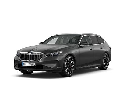 BMW 5er 550e xDrive Touring A 5 Türen