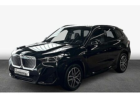 BMW iX1 xDrive30 5 Türen