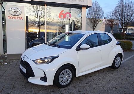 Toyota Yaris 1.0-l-VVT-i 5 Türen