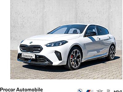 BMW 1er M135 xDrive A 5 Türen