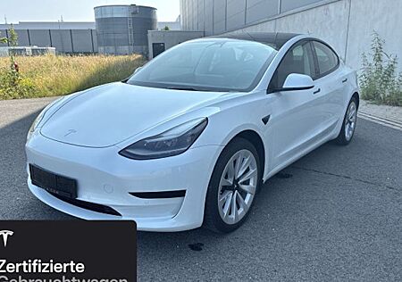 Tesla Model 3 Hinterradantrieb RWD 4 Türen