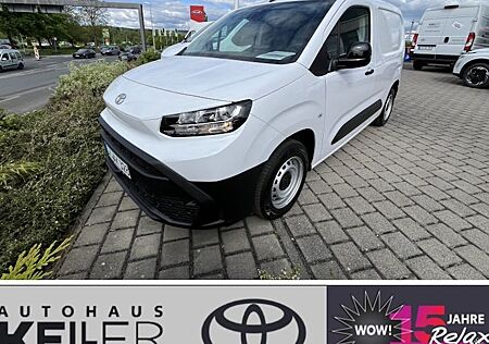 Toyota Pro Ace 1,5-l-D-4D 75kW L1 Meister 4 Türen