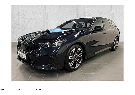 BMW 5er 530d xDrive Touring A 5 Türen