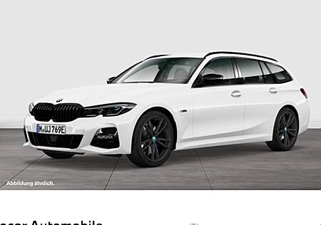 BMW 3er 330e xDrive Touring M Sport A. 5 Türen