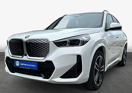 BMW iX1 xDrive30 5 Türen
