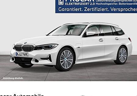 BMW 3er 330e xDrive Touring Luxury Line Auto. 5 Türen