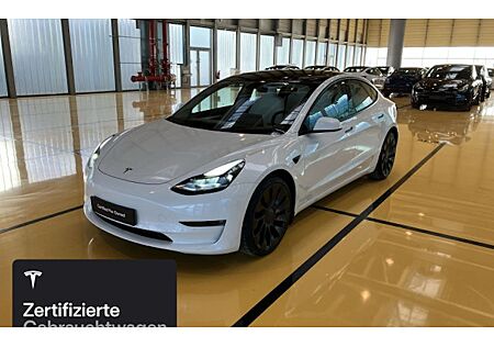 Tesla Model 3 Allradantrieb mit Dualmotor Performance 4 Türen