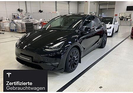 Tesla Model Y Performance Dual Motor AWD 5 Türen