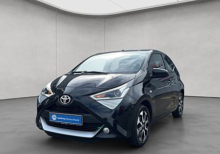 Toyota Aygo 1,0-l-VVT-i x-play connect 5 Türen