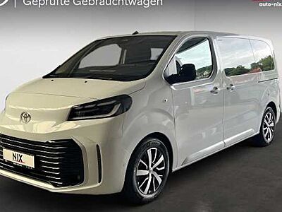 Toyota Pro Ace 2,2-l-D-4D 132kW L1 Teamplayer Auto 5 Türen