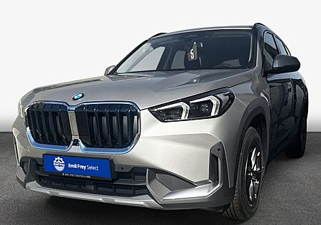BMW X1 sDrive18i Steptronic 5 Türen