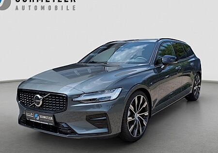 Volvo V60 B4 DCT Plus Dark 5 Türen