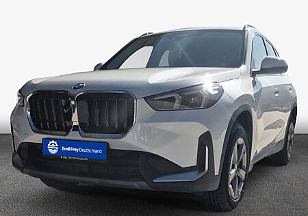 BMW X1 sDrive18i Steptronic 5 Türen