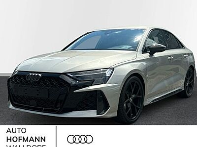 Audi RS3 2.5 TFSI S tronic quattro 4 Türen