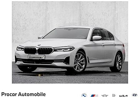 BMW 5er 530d xDrive A 4 Türen