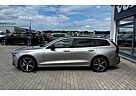 Volvo V60 B4 DCT Plus Dark 5 Türen