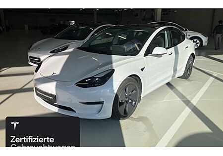 Tesla Model 3 Hinterradantrieb RWD Long Range 4 Türen