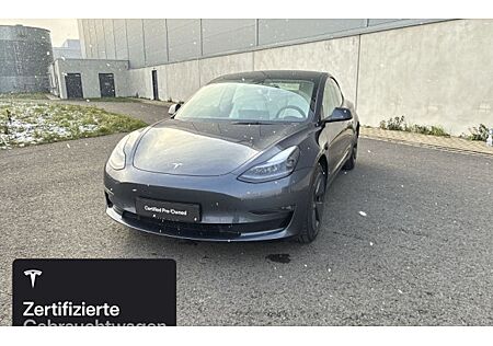 Tesla Model 3 Hinterradantrieb RWD Long Range 4 Türen