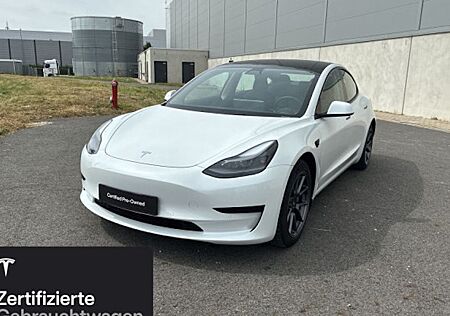 Tesla Model 3 Hinterradantrieb RWD 4 Türen