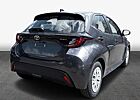 Toyota Yaris 1.5-l-VVT-i Hybrid CVT Business Edition 5 Türen