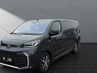 Toyota Pro Ace 2,0-l-D-4D 130kW L2 Team Deutschl. Auto 5 Türen