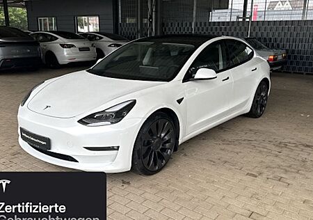 Tesla Model 3 Allradantrieb mit Dualmotor Performance 4 Türen
