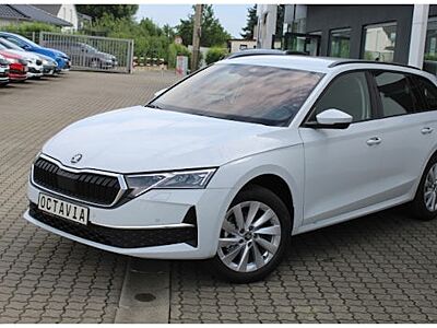 Skoda Octavia 1.5 TSI MHEV 110kW DSG Selection 5 Türen