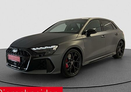 Audi RS3 2.5 TFSI S tronic quattro Sportback 5 Türen