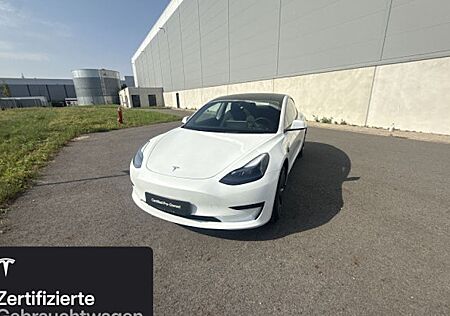 Tesla Model 3 Hinterradantrieb RWD 4 Türen