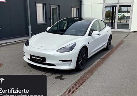 Tesla Model 3 Hinterradantrieb RWD 4 Türen