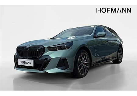 BMW i5 eDrive40 Touring 5 Türen