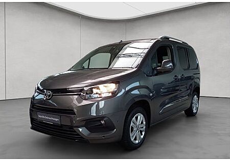 Toyota Proace City Verso 1,2-l-Turbo 96kW L1 Team Deutschland AT 5 Türen