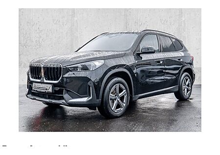 BMW X1 sDrive18i Steptronic 5 Türen
