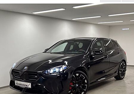 BMW 1er M135 xDrive A 5 Türen