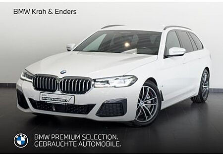 BMW 5er 530d xDrive Touring A 5 Türen