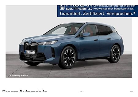 BMW iX xDrive45 5 Türen