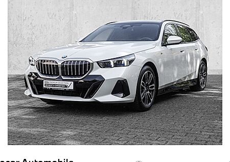 BMW 5er 520d xDrive Touring A 5 Türen