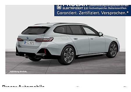 BMW 5er 550e xDrive Touring A 5 Türen